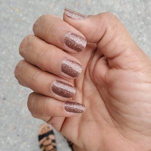 COLOR STREET NAIL STRIPS